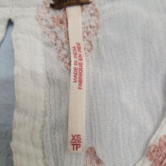 Free People Diamond Embroidered Tunic Tank Top White Rose Boho Flowy XS - Picture 5 of 7